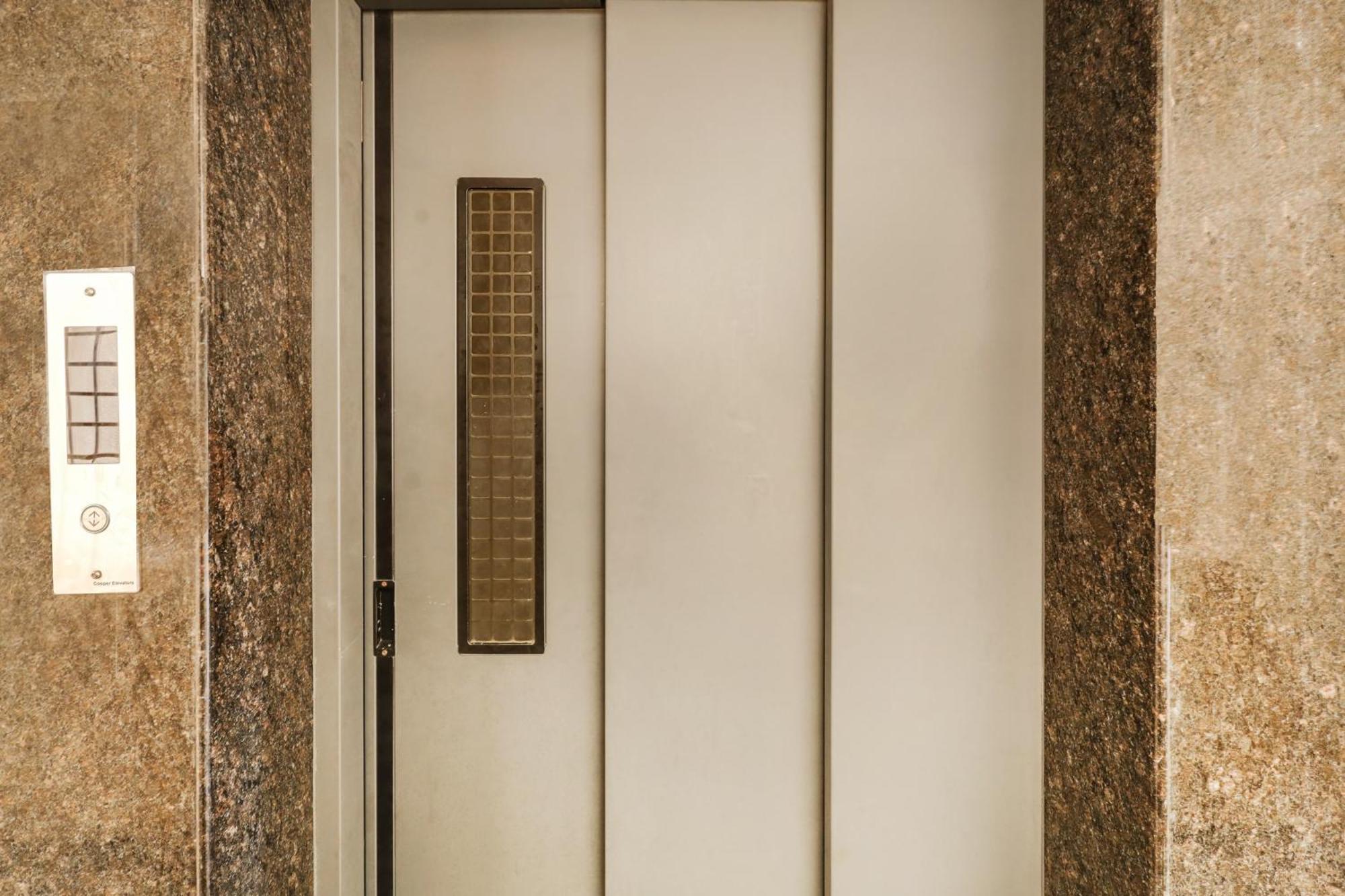 Hotel O K V R Residency - Elite شيناي المظهر الخارجي الصورة